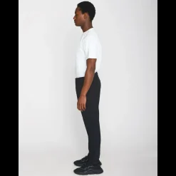 Chuck Regular Twill Chino Made Of Organic Cotton