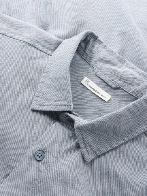 Light Twill Shirt Made Of Organic Cotton