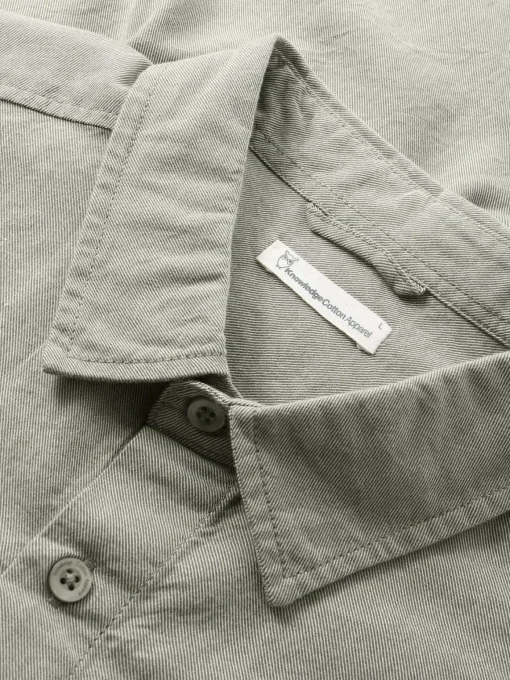 Light Twill Shirt Made Of Organic Cotton